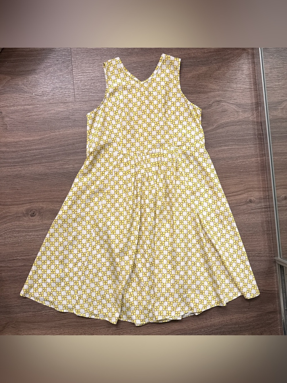 MARNI Italian white & yellow geometric pattern baby doll dress. Girls size 12